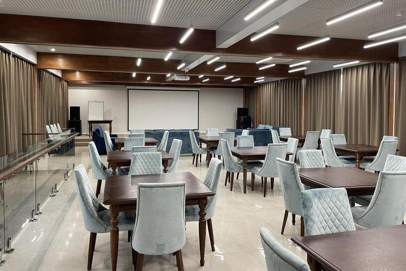 VIP кинотеатр в поселке Emerald Village