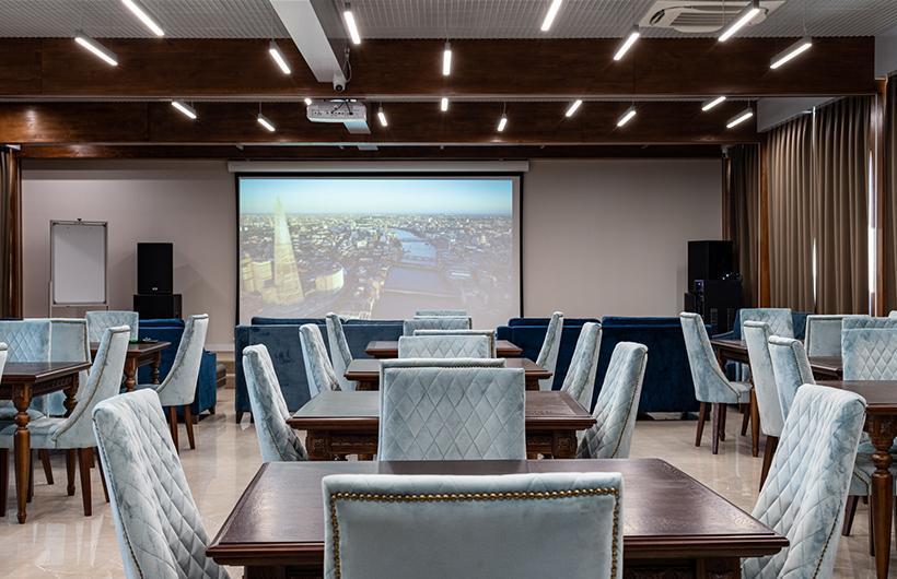 VIP кинотеатр в поселке Emerald Village