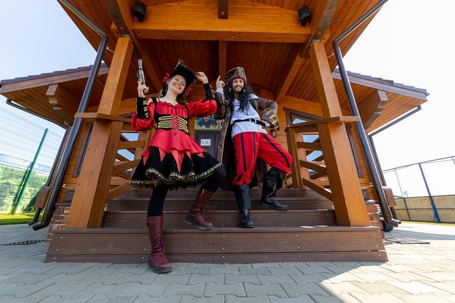 Детский клуб в поселке Emerald Village