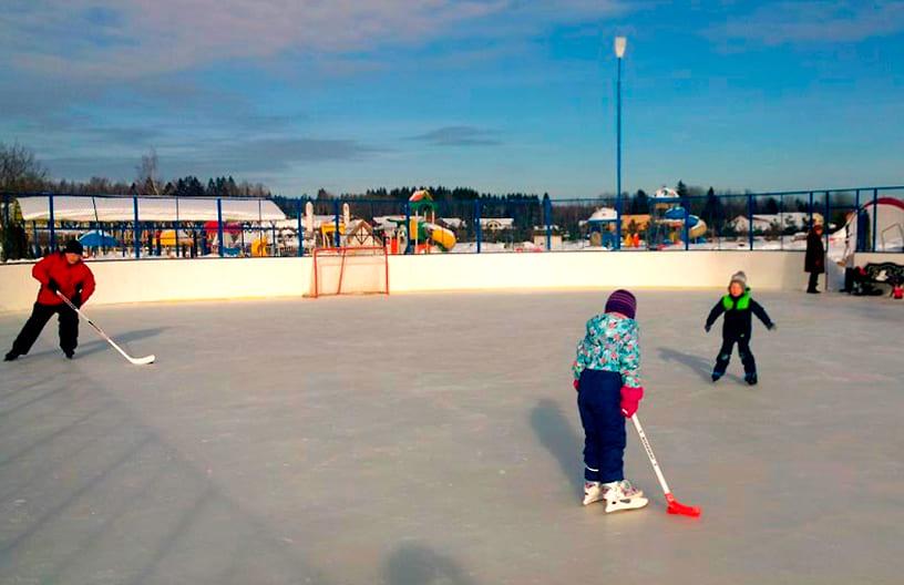 Хоккейная площадка в КП Emerald Village 