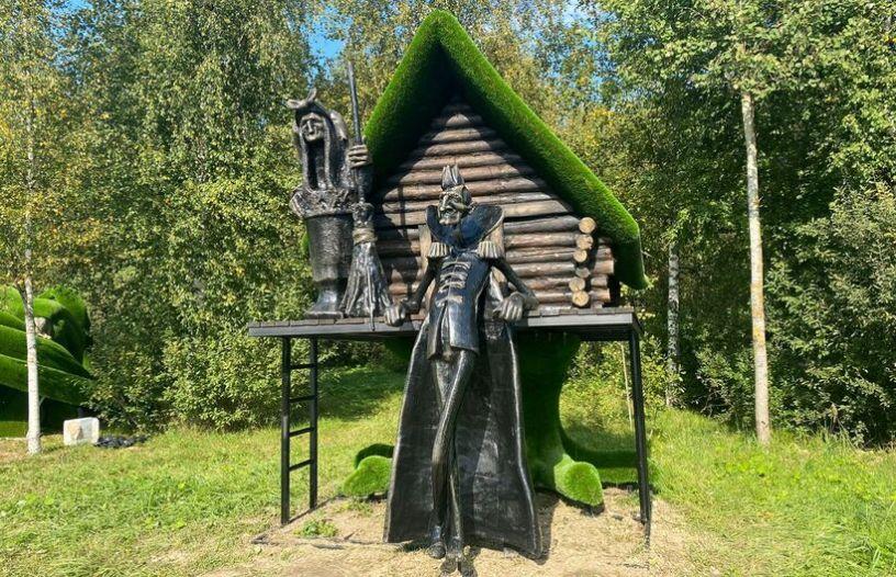 Парк Юрского периода в поселке Emerald Village