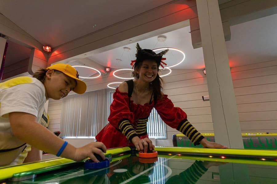 Детский клуб в поселке Emerald Village