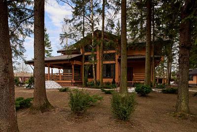 Построенные дома в КП Emerald Village на Новорижском шоссе